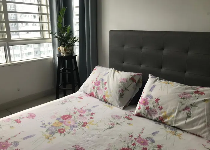 Villa Selatan Southville City