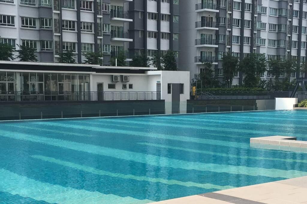 Selatan Southville